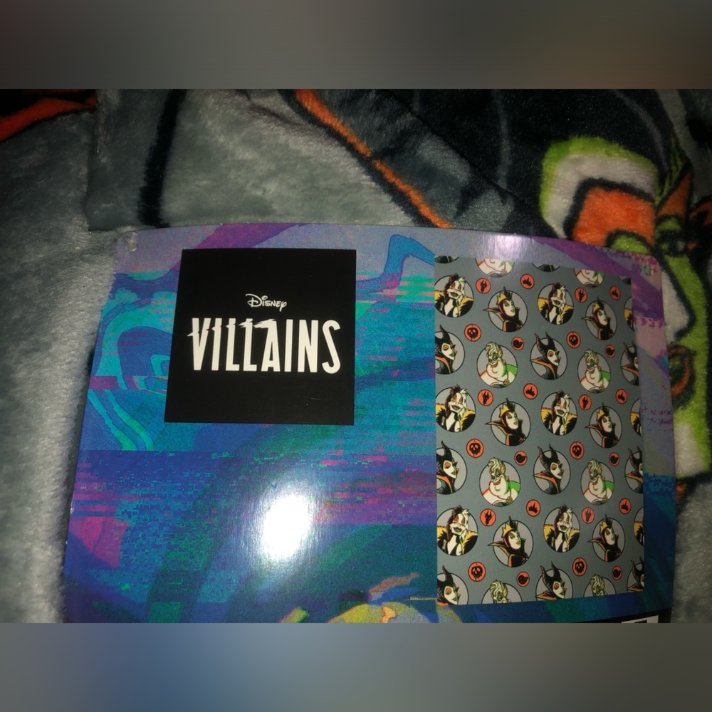 🖤 Disney Villains throw blanket